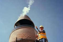 奥特朗壁挂炉一键快速响应热线解读㉿燃气壁挂炉安装烟囱攻略：安全无忧安装指南