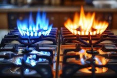 光芒燃气灶客服电话是多少全国解说_燃气灶类型全解析：家用燃气灶选购指南