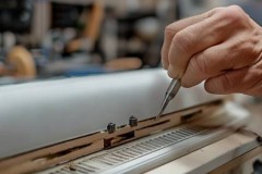 三菱空调400热线维修点分享『ix35空调出风口拆卸教程』